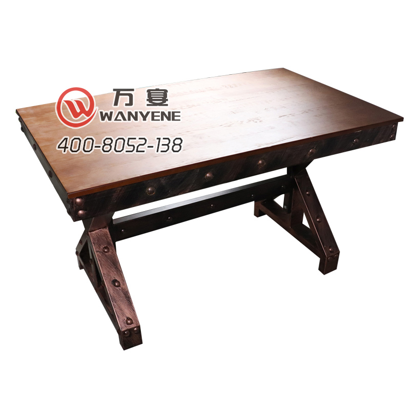 工业老旧主题风餐桌 铁艺餐桌 古铜色五金三角形餐桌底座 咖啡厅西餐厅餐桌